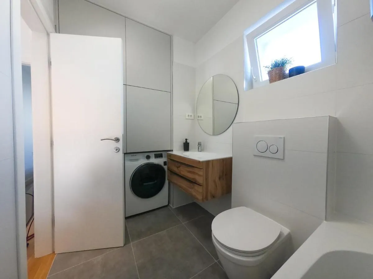 Apartment Elena
